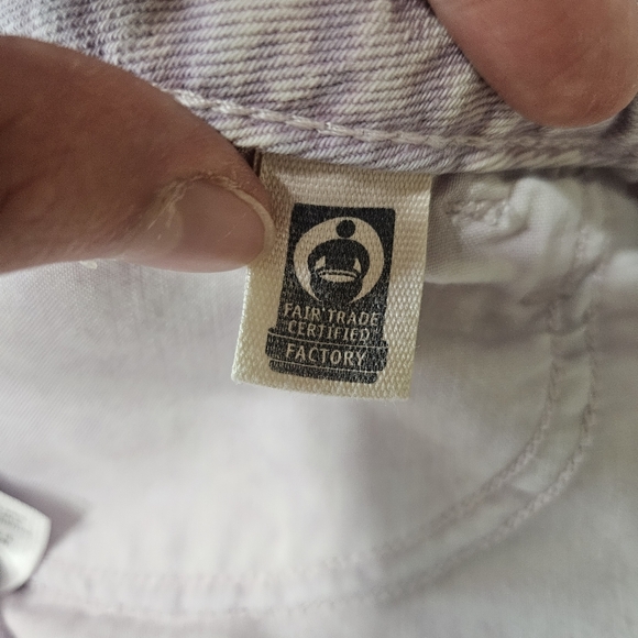 Universal Thread Lavender Jean Shorts - Picture 10 of 10